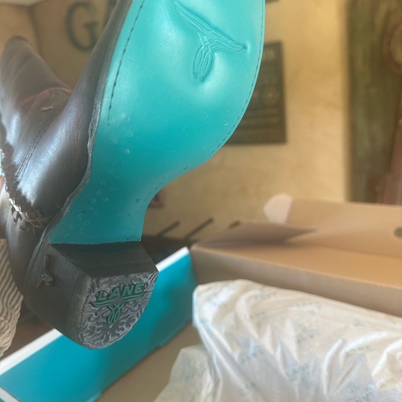 Lane Boots/ Plain Jane - Picture 6 of 6